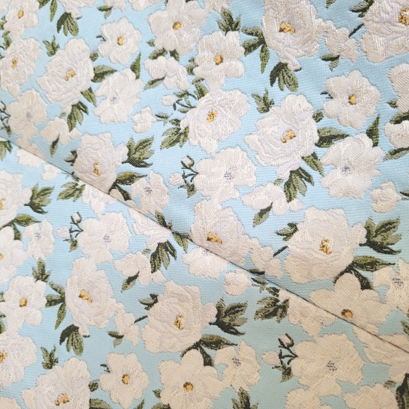 ALICE + OLVIA Tayla Floral Structured Sleeveless Mini Dress - Picture 9 of 12